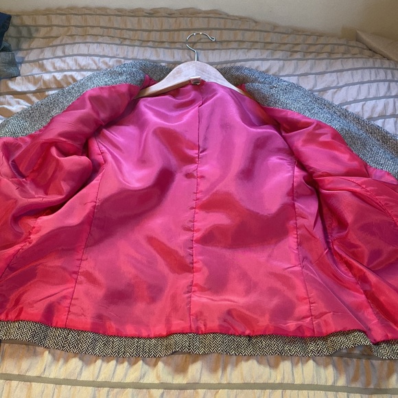 Women’s Old Navy Wool Blazer - Picture 4 of 7